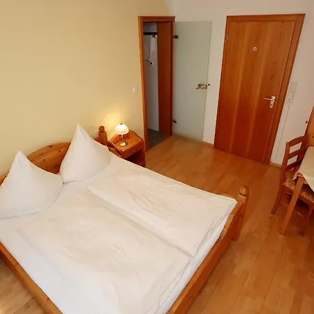 Hotel Rebland *
